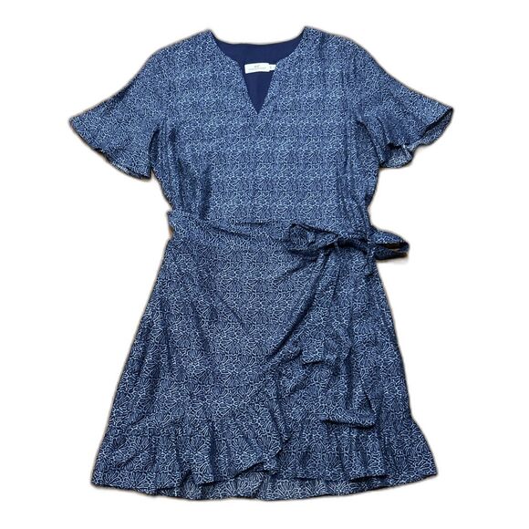 Vineyard Vines Dresses & Skirts - Vineyard Vines Dress Womens 6 Silk Rayon Blue Floral Print Wrap Lined